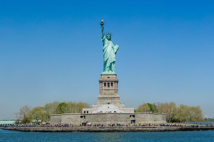 Circle Line: New York City Statue of Liberty Super Express Cruise