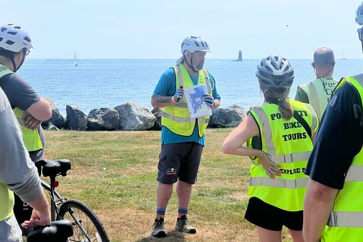 Islands & Harbor Bike Tour-Sightseeing + Exploring Must-See Sites