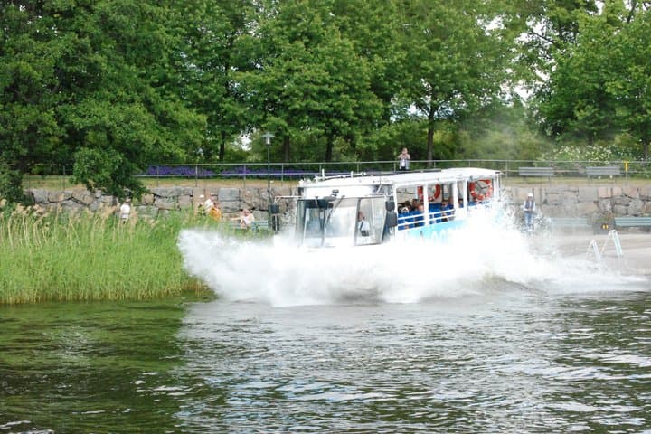 Ocean Bus - Sightseeing with a Splash