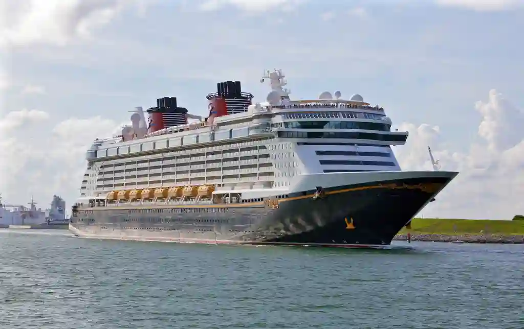 Disney Dream — Disney Cruises