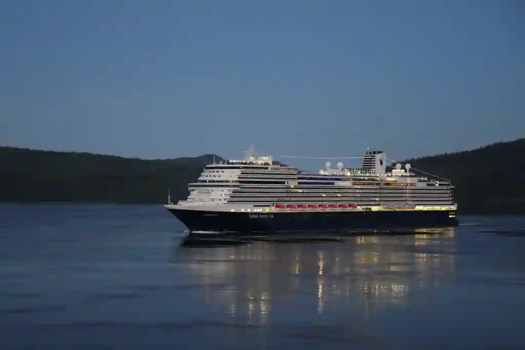 Koningsdam — HAL Cruises
