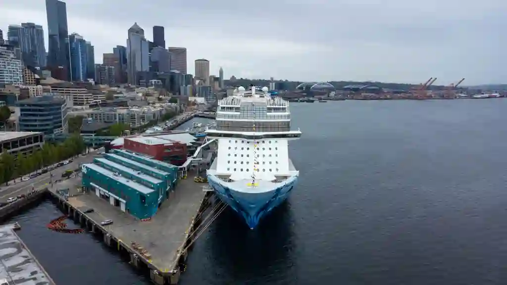 Norwegian Bliss — Norwegian Cruise Line (NCL)