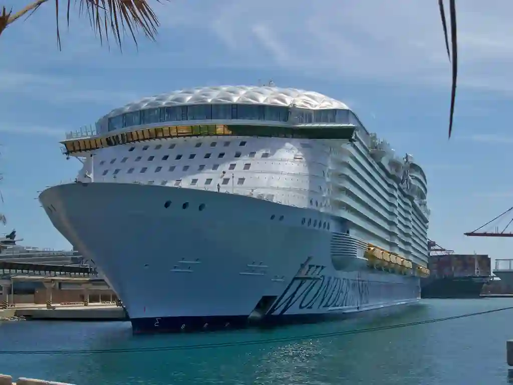 Wonder of the Seas — Royal Caribbean Cruises